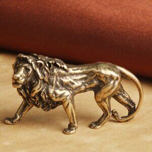 Vintage Brass Lion Figurine – Miniature Animal Sculpture for Home & Office Decor